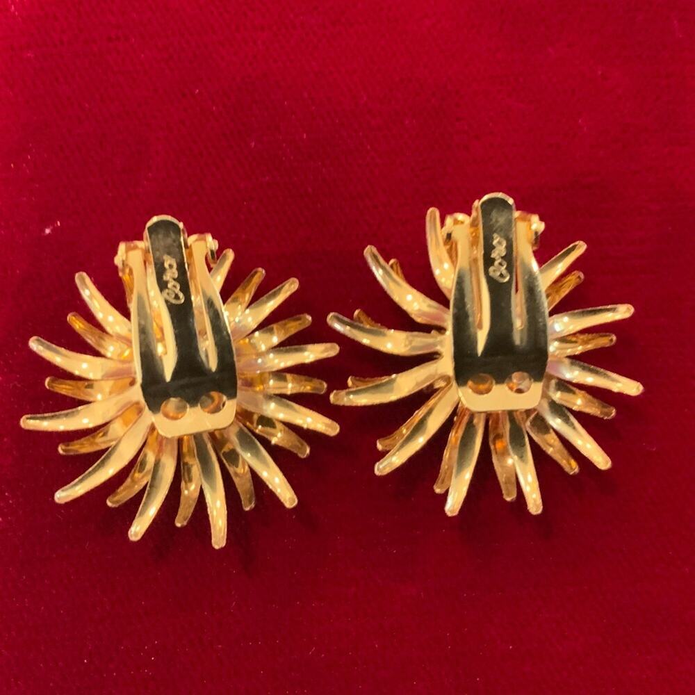Vintage Coro Signed Earrings - Picture 2 of 2